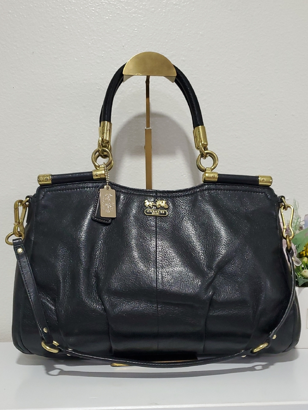 Coach Black Leather  Madison Pinnacle Carrie Satchel Bag🖤💜